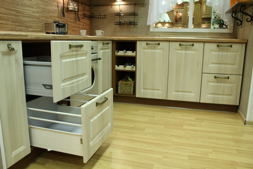 Белый кухонный гарнитур-Кухня МДФ в ПВХ «Модель 128»-фото8