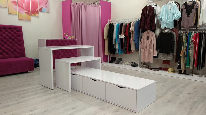 Магазин одежды-Мебель для магазина «Модель 32»-фото1